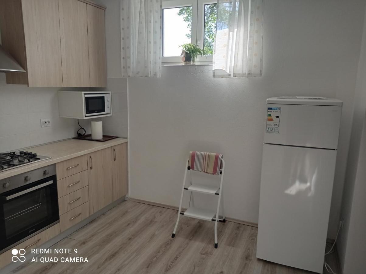 אוטוצאץ Studio Apartman Sonja מראה חיצוני תמונה